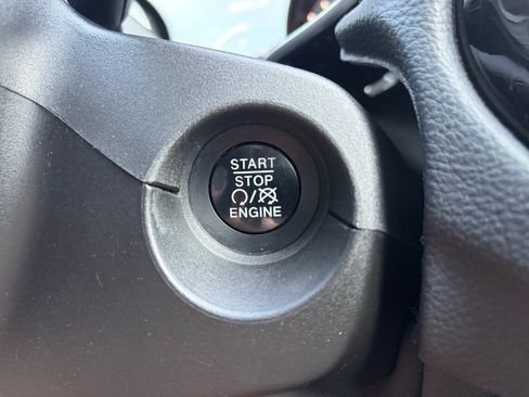 Used 2018 Jeep Compass Limited AWD/4WD image 30