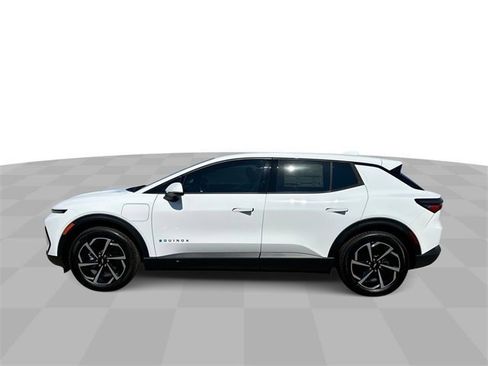 New 2025 Chevrolet Equinox EV LT image 5