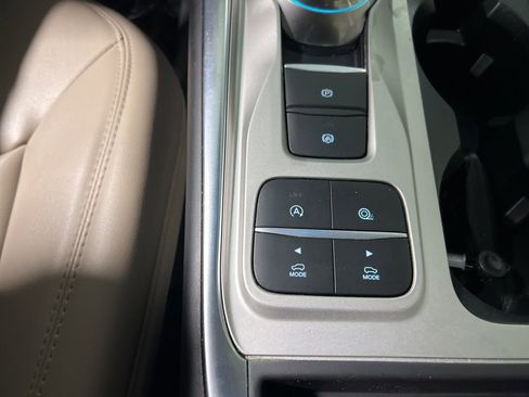 Used 2024 Ford Explorer XLT w/ Equipment Group 202A image 32