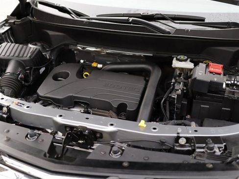 Used 2025 Chevrolet Equinox LT image 29