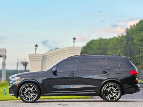 Used 2022 BMW X7 xDrive40i w/ M Sport Package AWD/4WD image 7