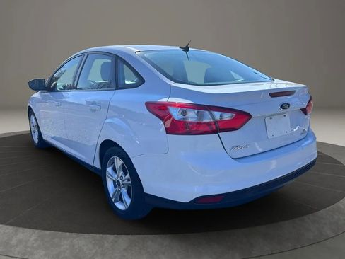 Used 2014 Ford Focus SE image 4