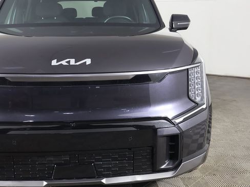 Used 2024 Kia EV9 GT-Line image 17