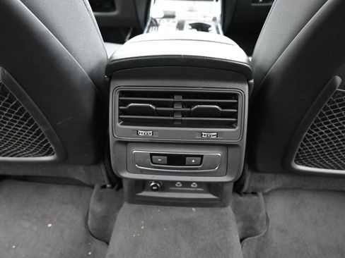 Used 2023 Audi Q7 2.0T Premium Plus w/ Premium Plus Package AWD/4WD image 16