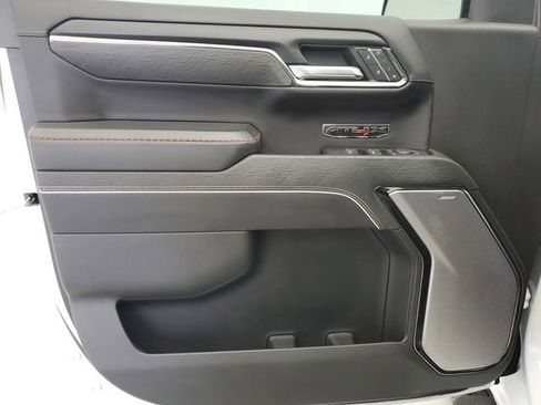 Used 2024 GMC Sierra 1500 AT4X AWD/4WD image 19