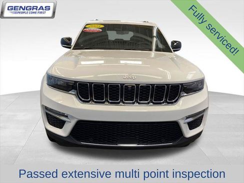Certified 2025 Jeep Grand Cherokee Limited w/ Luxury Tech Group II AWD/4WD image 3