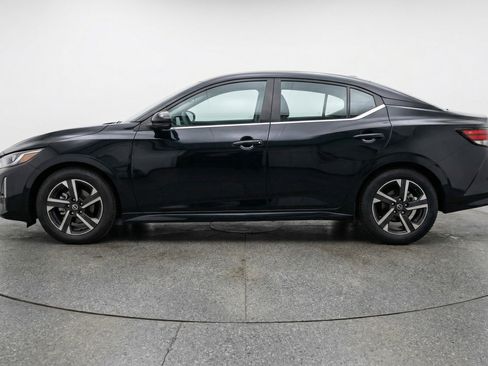 Used 2025 Nissan Sentra SV FWD image 5