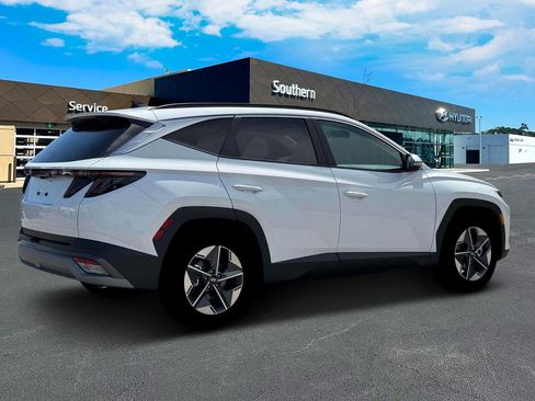 New 2026 Hyundai Tucson SEL image 9