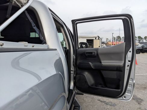 Used 2021 Toyota Tacoma SR image 49