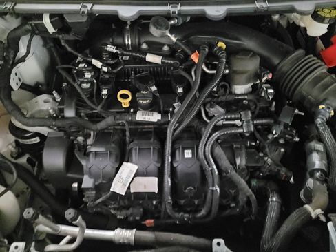 Used 2019 Ford Edge SEL image 30