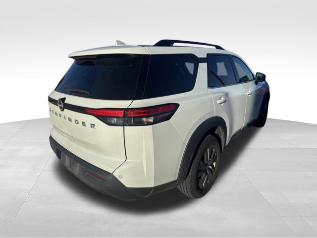 Used 2025 Nissan Pathfinder SV FWD image 25