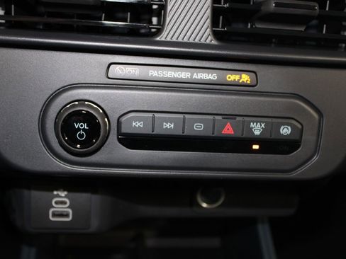 New 2026 Ford Maverick XL FWD image 40