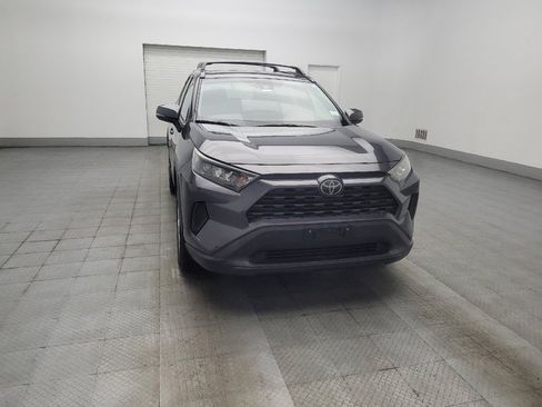 Used 2019 Toyota RAV4 LE FWD image 14
