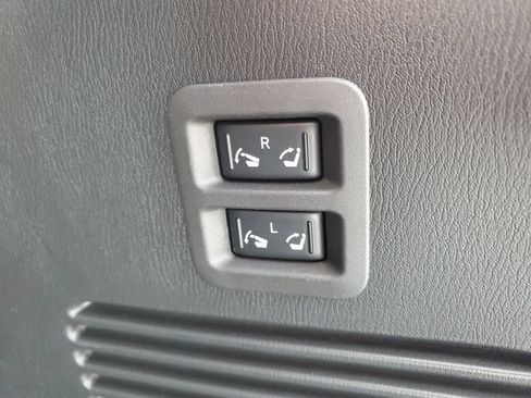 Certified 2024 Nissan Armada Platinum w/ Captain's Chairs Package RWD image 11