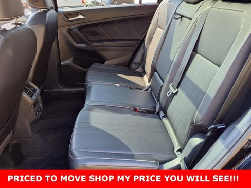 Used 2024 Volkswagen Tiguan SE R-Line image 10