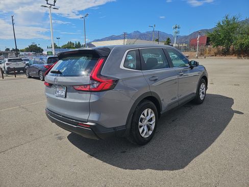 Used 2024 Honda CR-V LX image 4