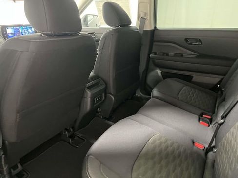 New 2026 Nissan Pathfinder SV image 11