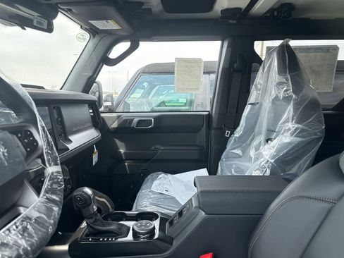 New 2026 Ford Bronco Badlands AWD/4WD image 30