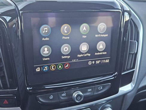 Used 2022 Chevrolet Traverse RS image 20