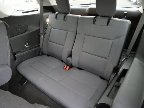 Used 2026 Ford Explorer Active AWD/4WD image 16