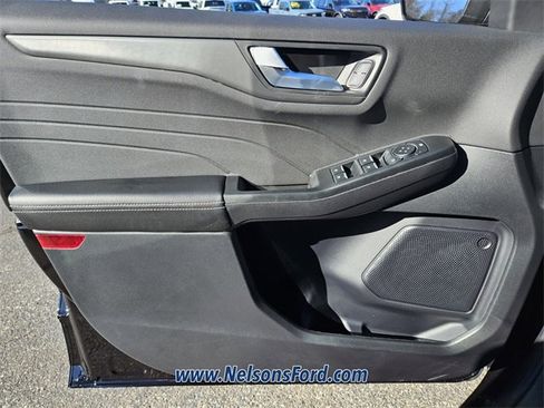 New 2026 Ford Escape SE image 14