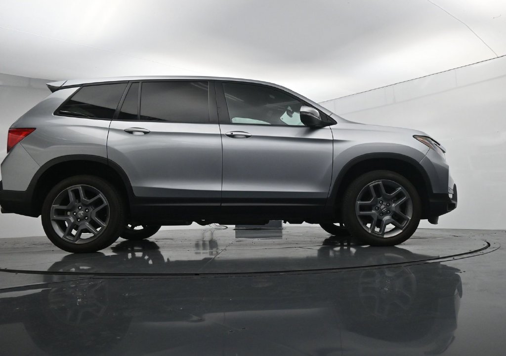 Used 2023 Honda Passport EX-L image 41
