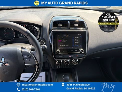 Used 2021 Mitsubishi Outlander Sport GT AWD/4WD image 19