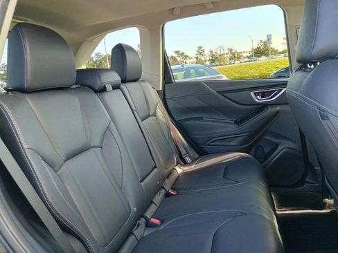 Used 2019 Subaru Forester Limited w/ Popular Package #3 image 21