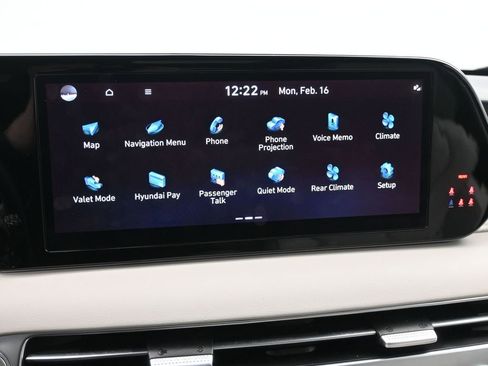 Used 2024 Hyundai Palisade Calligraphy image 15