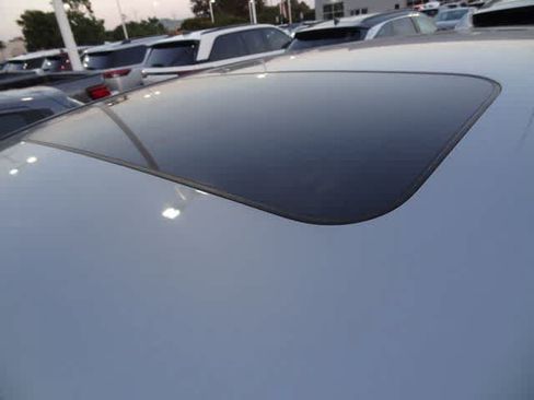 Used 2018 Honda CR-V EX image 16