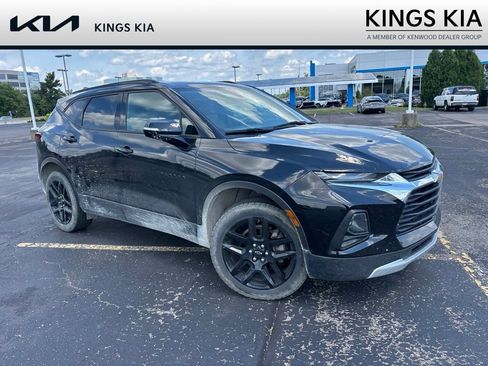 Used 2019 Chevrolet Blazer LT FWD image 2