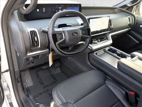 New 2025 Ford Expedition Platinum w/ Stealth Appearance Package image 3