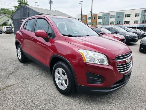 Used 2015 Chevrolet Trax LS AWD/4WD image 3