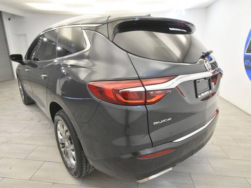 Used 2018 Buick Enclave Avenir w/ Avenir Technology Package image 3