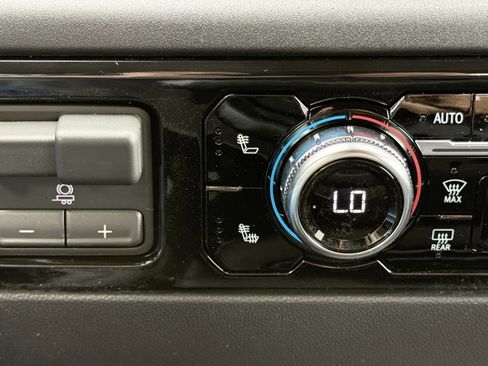 New 2026 GMC Sierra 1500 Elevation image 20