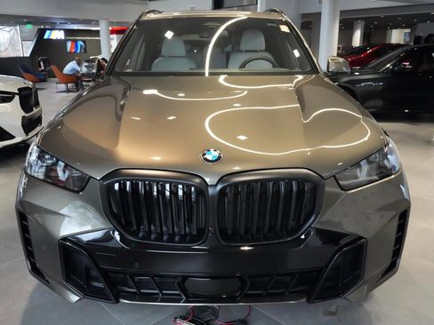 New 2026 BMW X5 xDrive40i w/ M Sport Package image 11