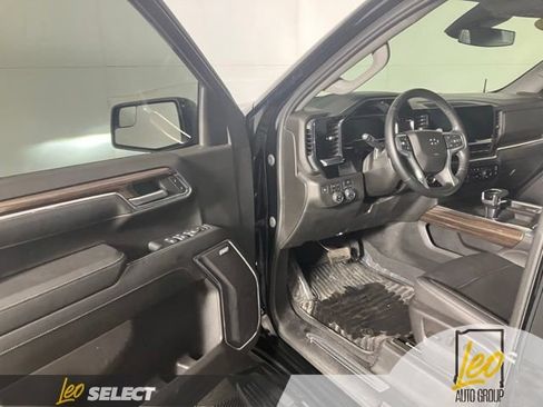 Used 2023 Chevrolet Silverado 1500 RST w/ Convenience Package II AWD/4WD image 22