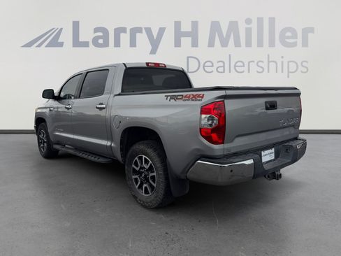 Used 2015 Toyota Tundra Limited w/ Limited Premium Package AWD/4WD image 3