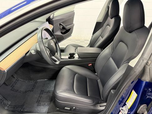 Used 2018 Tesla Model 3 Long Range RWD image 10
