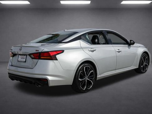Used 2024 Nissan Altima 2.5 SR FWD image 4