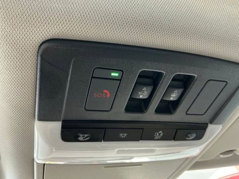 Used 2023 Nissan Rogue SL w/ SL Premium Package FWD image 34