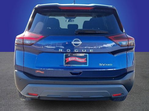 Used 2023 Nissan Rogue SV image 5