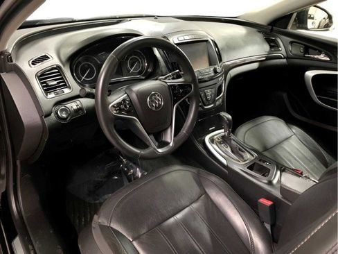 Used 2017 Buick Regal image 16