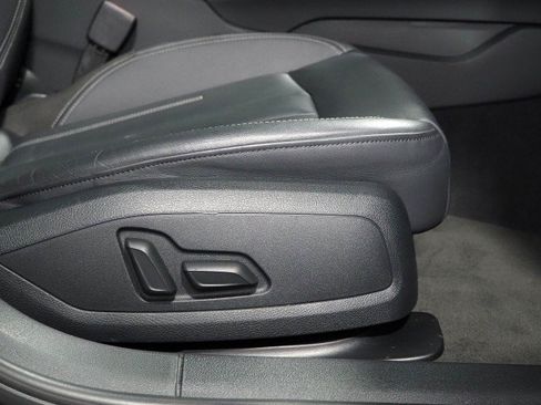 Used 2023 Audi A4 2.0T Premium quattro Sedan AWD/4WD image 59