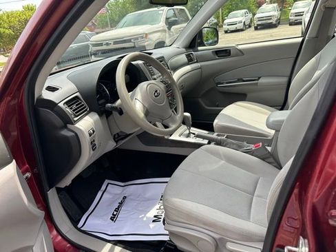 Used 2012 Subaru Forester 2.5X w/ Alloy Wheel Pkg AWD/4WD image 11