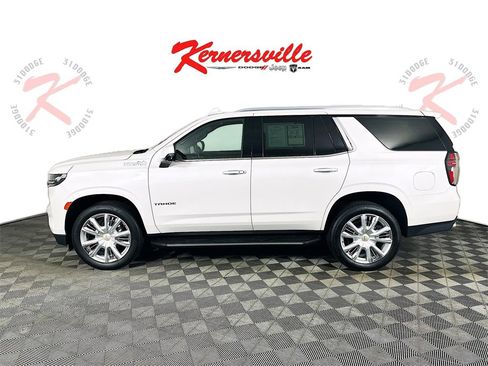 Used 2021 Chevrolet Tahoe High Country w/ Premium Package image 4