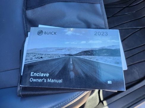 Used 2023 Buick Enclave Essence image 37