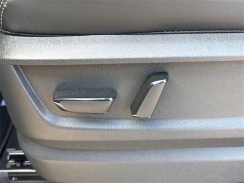 New 2026 Nissan Armada SV image 20