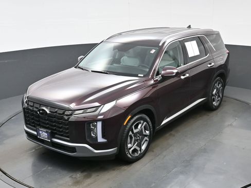 Used 2023 Hyundai Palisade SEL w/ Premium Package image 34