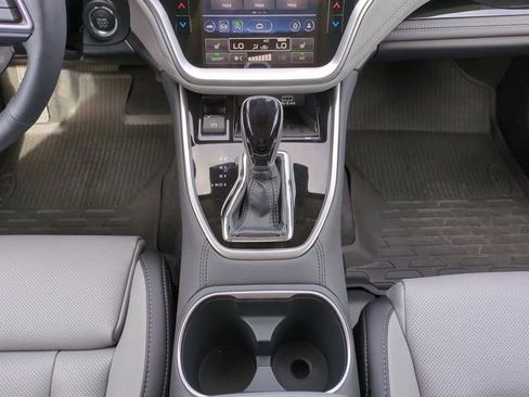 Used 2025 Subaru Outback Limited w/ Popular Package #2 image 18